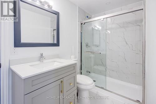 111 Petch Avenue, Caledon, ON - Indoor Photo Showing Bathroom