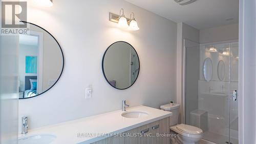 1346 William Halton Parkway, Oakville, ON - Indoor Photo Showing Bathroom