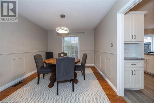 593 4Th Street A W, Owen Sound, ON - Indoor Photo Showing Dining Room