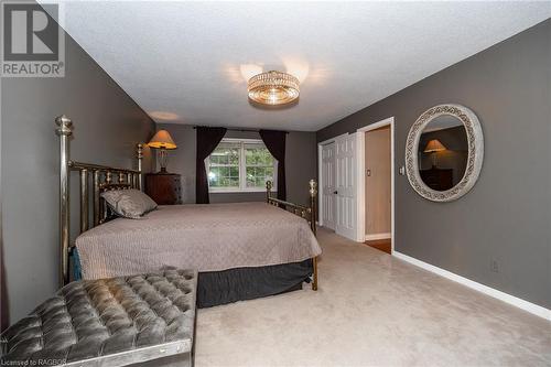 593 4Th Street A W, Owen Sound, ON - Indoor Photo Showing Bedroom