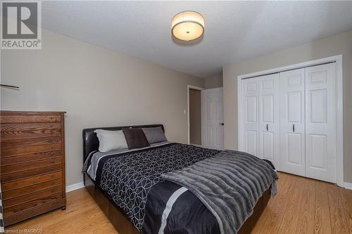 593 4Th Street A W, Owen Sound, ON - Indoor Photo Showing Bedroom