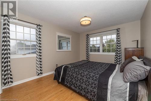 593 4Th Street A W, Owen Sound, ON - Indoor Photo Showing Bedroom