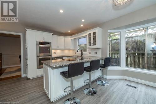 593 4Th Street A W, Owen Sound, ON - Indoor Photo Showing Kitchen