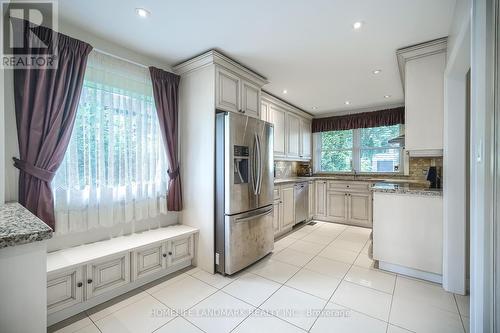 41 Wycliffe Crescent, Toronto, ON - Indoor Photo Showing Kitchen