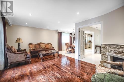 41 Wycliffe Crescent, Toronto, ON - Indoor