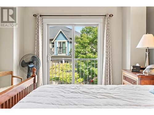 4900 Heritage Drive Unit# 303, Vernon, BC - Indoor Photo Showing Bedroom