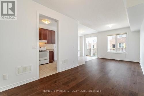 18 Belfry Drive, Bradford West Gwillimbury (Bradford), ON - Indoor Photo Showing Other Room