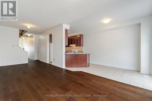 18 Belfry Drive, Bradford West Gwillimbury, ON - Indoor Photo Showing Other Room