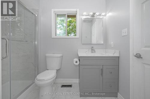 510 Taylor Crescent, Burlington (Shoreacres), ON - Indoor Photo Showing Bathroom