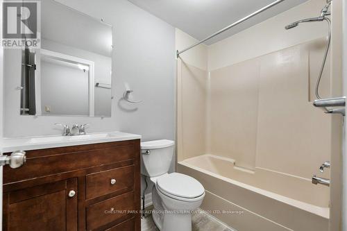 9 - 180 Marksam Road, Guelph, ON - Indoor Photo Showing Bathroom