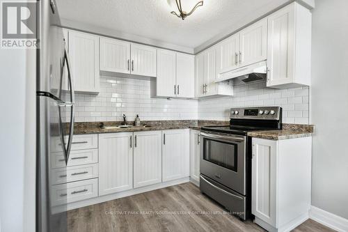 9 - 180 Marksam Road, Guelph, ON - Indoor Photo Showing Kitchen With Upgraded Kitchen