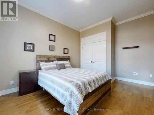 96 Armour Crescent, Hamilton (Ancaster), ON - Indoor Photo Showing Bedroom