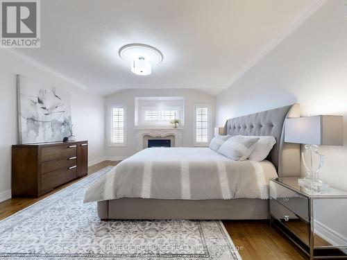 96 Armour Crescent, Hamilton (Ancaster), ON - Indoor Photo Showing Bedroom