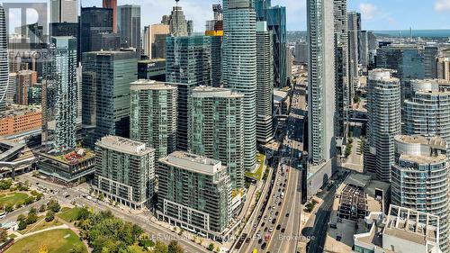 516 - 51 Lower Simcoe Street, Toronto (Waterfront Communities), ON - Outdoor With Facade