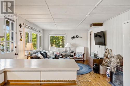 431 Healey Lake, The Archipelago, ON - Indoor