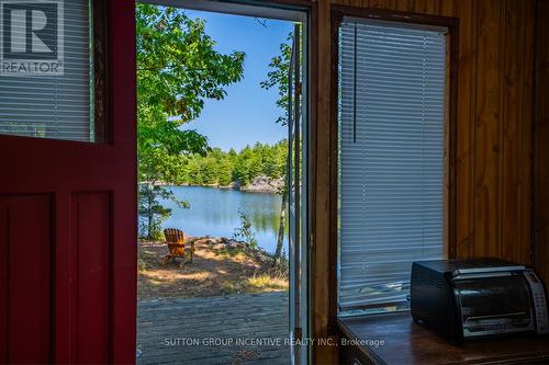 431 Healey Lake, The Archipelago, ON -  With Body Of Water