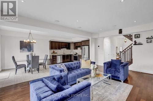 17 Lagoon Avenue, Hamilton (Hamilton Beach), ON - Indoor Photo Showing Living Room