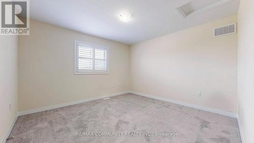 14 Lamb Avenue, Kawartha Lakes, ON - Indoor Photo Showing Other Room