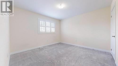 14 Lamb Avenue, Kawartha Lakes, ON - Indoor Photo Showing Other Room