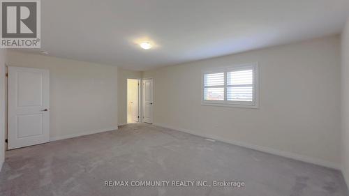 14 Lamb Avenue, Kawartha Lakes, ON - Indoor Photo Showing Other Room