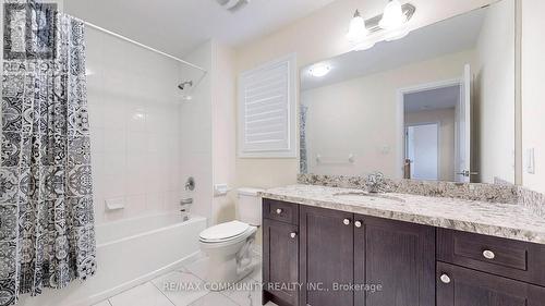 14 Lamb Avenue, Kawartha Lakes, ON - Indoor Photo Showing Bathroom