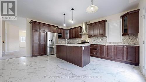 14 Lamb Avenue, Kawartha Lakes, ON - Indoor Photo Showing Kitchen With Upgraded Kitchen