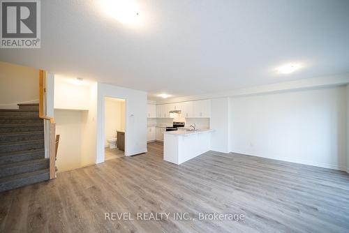 122 - 11 Roxanne Drive, Hamilton, ON - Indoor