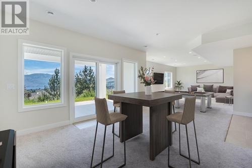 2811 Copper Ridge Drive, West Kelowna, BC - Indoor Photo Showing Dining Room