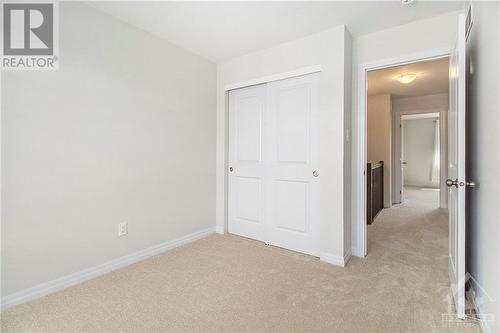 632 Spring Valley Drive, Ottawa, ON - Indoor Photo Showing Other Room