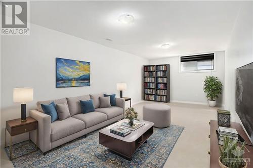 632 Spring Valley Drive, Ottawa, ON - Indoor Photo Showing Living Room