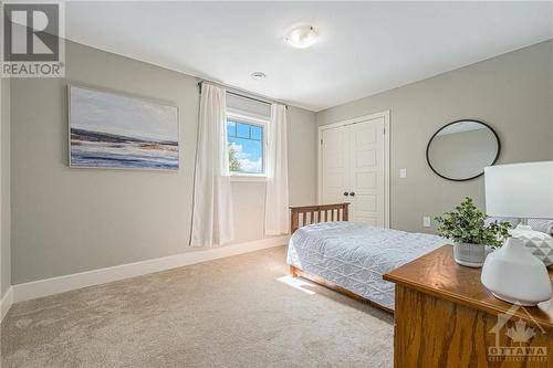 6548 Carp Road, Ottawa, ON - Indoor Photo Showing Bedroom