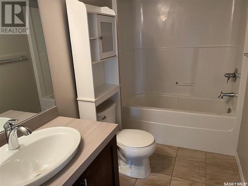 1407 5500 Mitchinson Way, Regina, SK - Indoor Photo Showing Bathroom