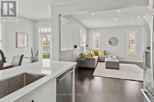 2484 New Providence Street, Oshawa (Windfields), ON - Indoor Photo Showing Kitchen