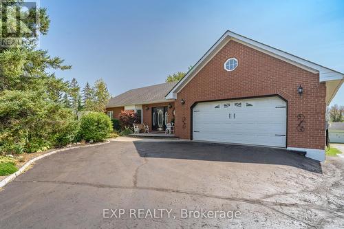 794 Old Hwy 2, Quinte West, ON - Outdoor