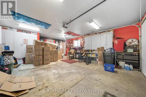 794 Old Hwy 2, Quinte West, ON - Indoor Photo Showing Garage