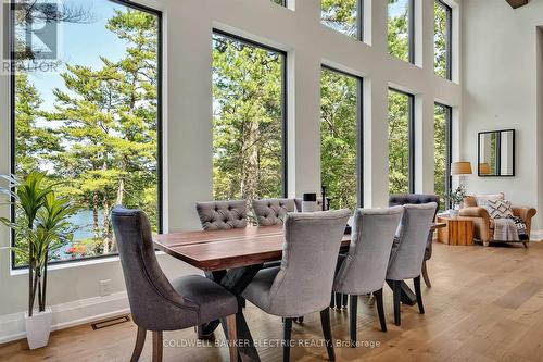 735 Fire Route 93, Havelock-Belmont-Methuen, ON - Indoor Photo Showing Dining Room