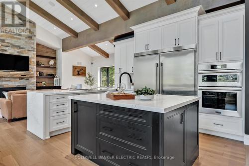 735 Fire Route 93, Havelock-Belmont-Methuen, ON - Indoor Photo Showing Kitchen With Stainless Steel Kitchen With Upgraded Kitchen