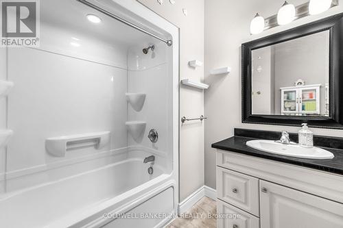 10 Crispin Street, Brighton, ON - Indoor Photo Showing Bathroom