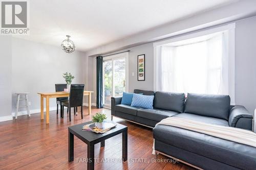 1251 Coleman Court, Innisfil (Alcona), ON - Indoor Photo Showing Living Room