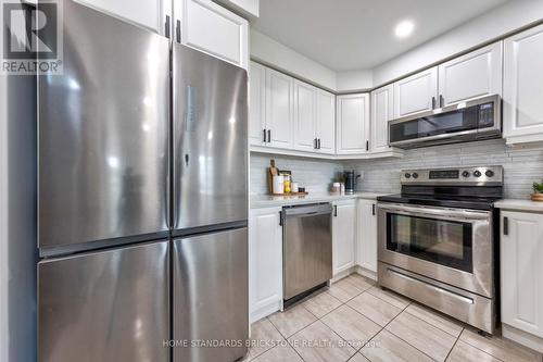 109 Mcalister Avenue, Richmond Hill, ON - Indoor Photo Showing Kitchen