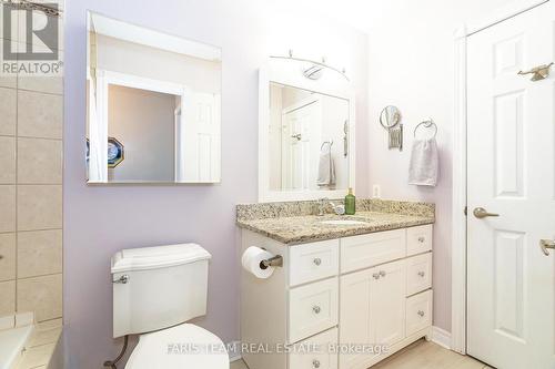 187 Sproule Drive, Barrie, ON - Indoor Photo Showing Bathroom