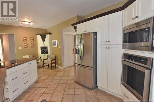 80 Bellflower Street, New Maryland, NB - Indoor Photo Showing Kitchen With Stainless Steel Kitchen