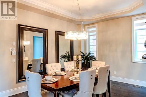 3121 Trailside Drive, Oakville, ON - Indoor Photo Showing Dining Room