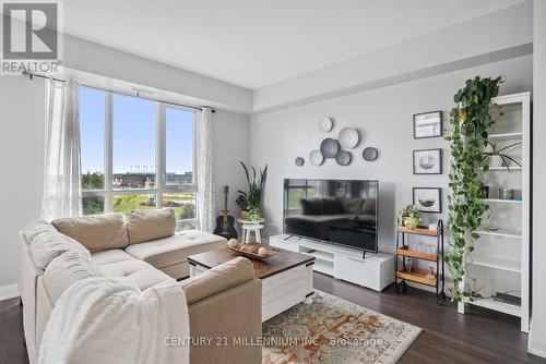 310 - 65 Yorkland Boulevard, Brampton, ON - Indoor Photo Showing Living Room