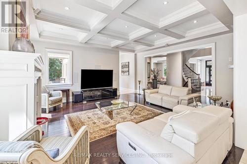 2454 Mississauga Road, Mississauga (Sheridan), ON - Indoor Photo Showing Living Room