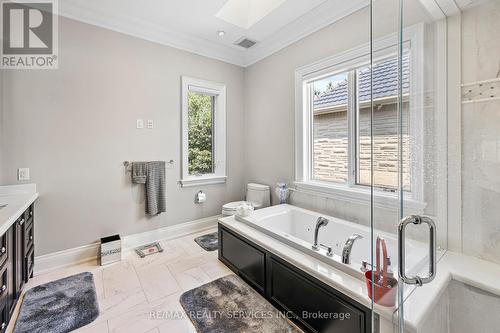 2454 Mississauga Road, Mississauga (Sheridan), ON - Indoor Photo Showing Bathroom