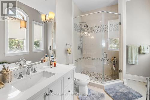 2454 Mississauga Road, Mississauga, ON - Indoor Photo Showing Bathroom