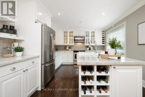 1684 Bough Beeches Boulevard, Mississauga (Rathwood), ON - Indoor Photo Showing Kitchen