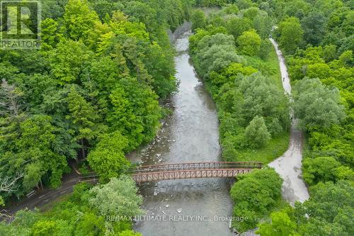 1684 Bough Beeches Boulevard, Mississauga, ON - Outdoor