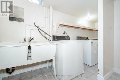 28 Panda Lane, Brampton (Northgate), ON - Indoor Photo Showing Laundry Room